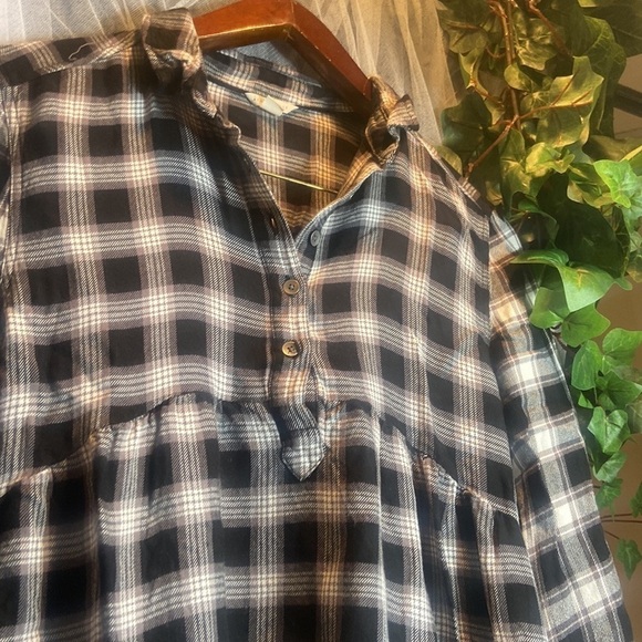 Aeropostale Black Checked Flannel Shirt​ - Picture 2 of 8